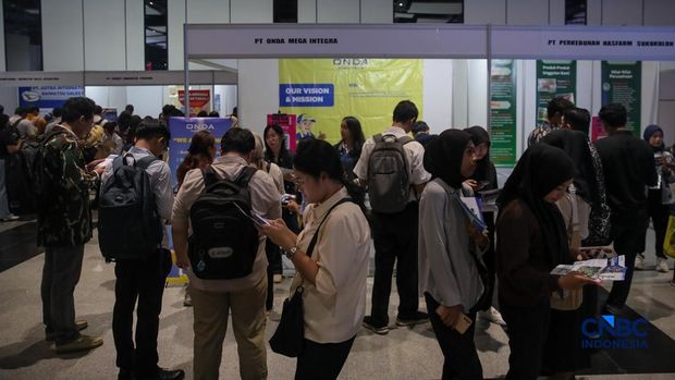 Ekonomi Bergerak, Perekrutan Mandek: Mencari Kerja Makin Sulit di 2026